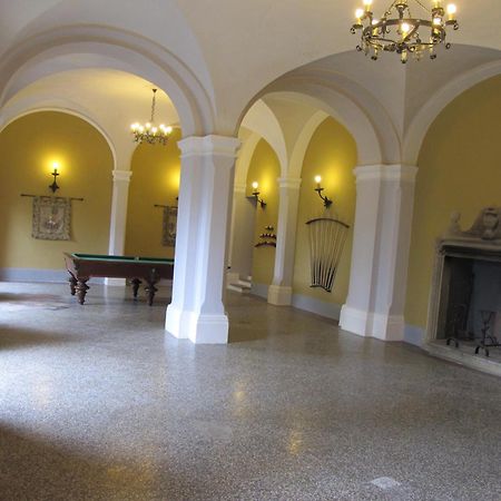 Castello Il Borgia In Passignano Sul Trasimeno - Italy Villa Luaran gambar